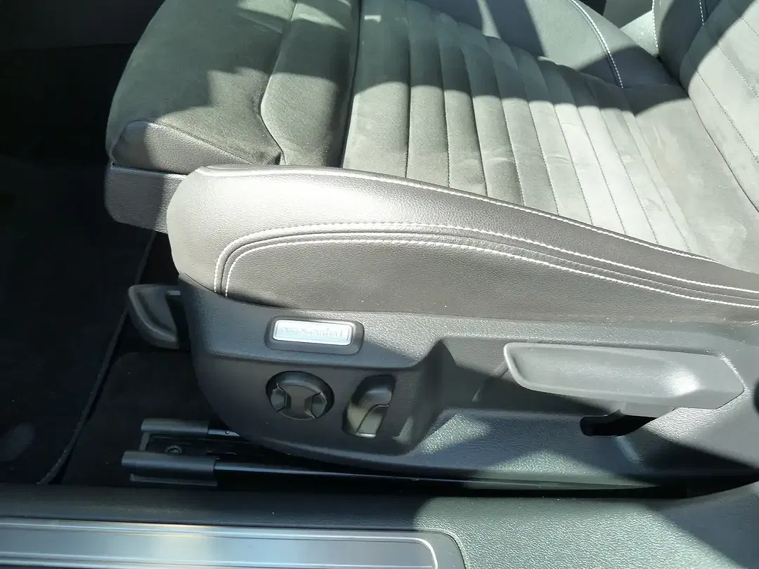 Volkswagen Passat Variant Elegance - Thumbnail 5