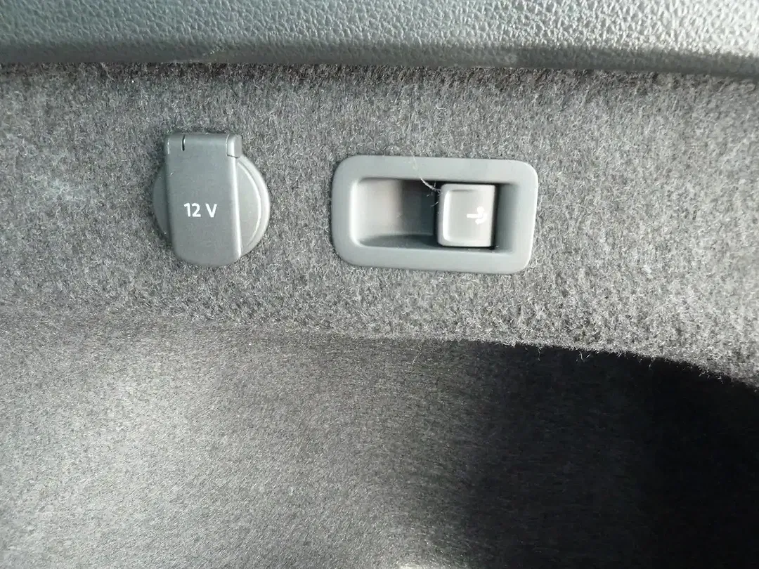 Volkswagen Passat Variant Elegance - Thumbnail 9