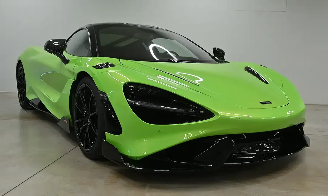 McLaren 765LT Coupe - Thumbnail 11