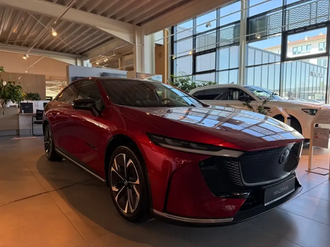 Mazda 6 EV Takumi - Thumbnail 3