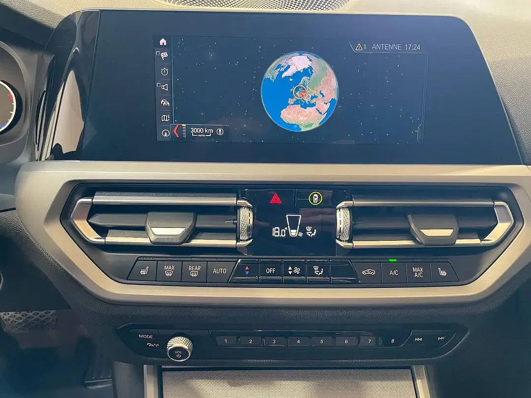 BMW 320 xDrive M Touring Sport - Thumbnail 11