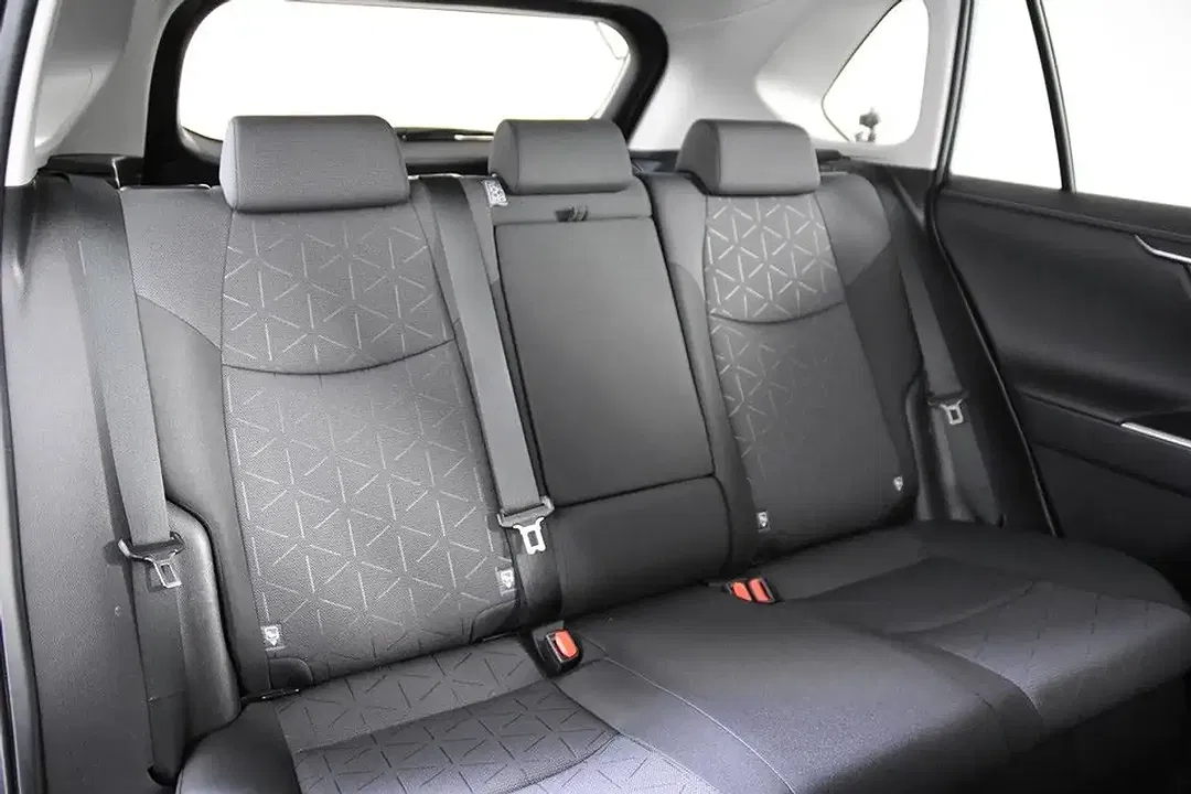 Toyota RAV 4 Hybrid - Thumbnail 10