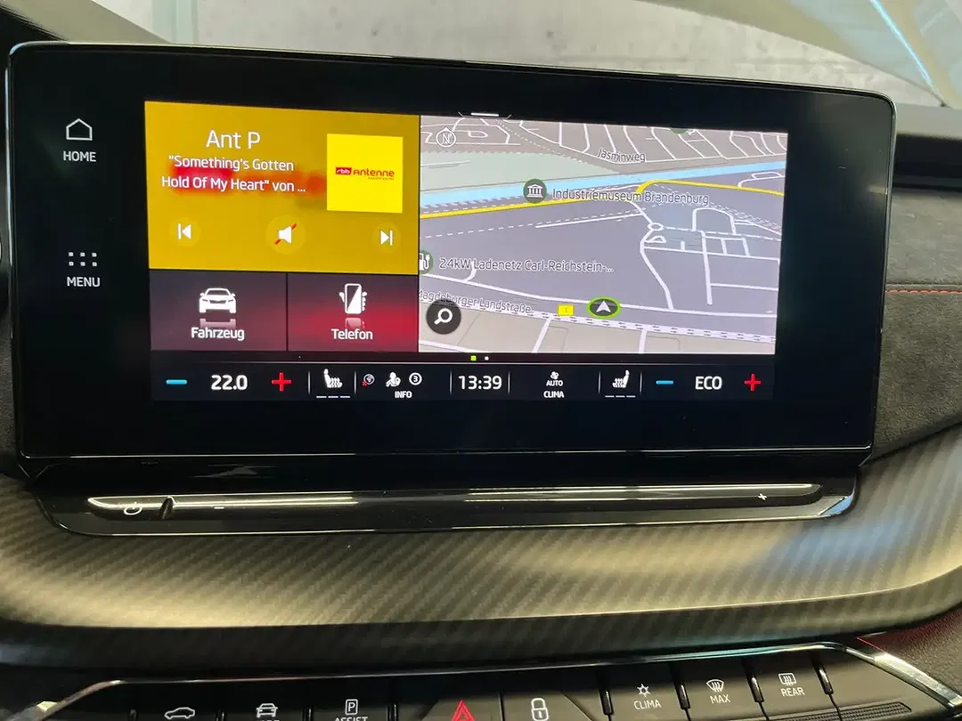 Skoda Octavia 1.4 TSI PHEV DSG vRS Combi - Thumbnail 12