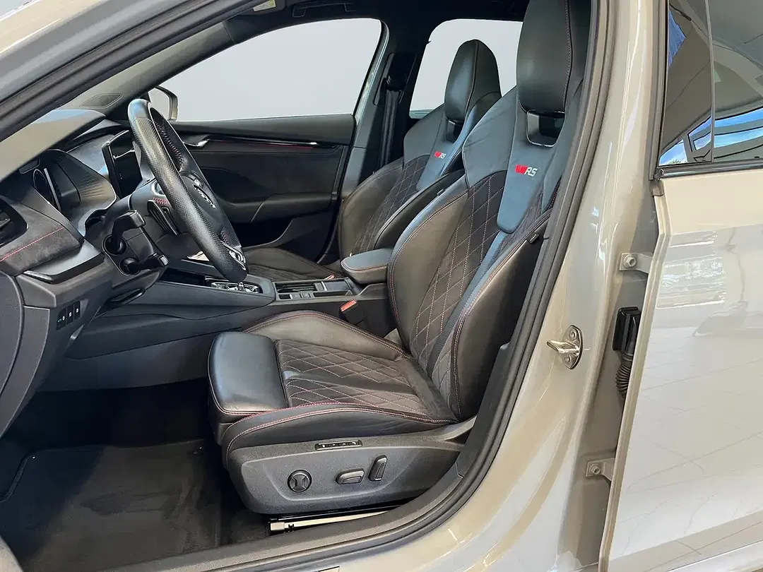 Skoda Octavia 1.4 TSI PHEV DSG vRS Combi - Thumbnail 6
