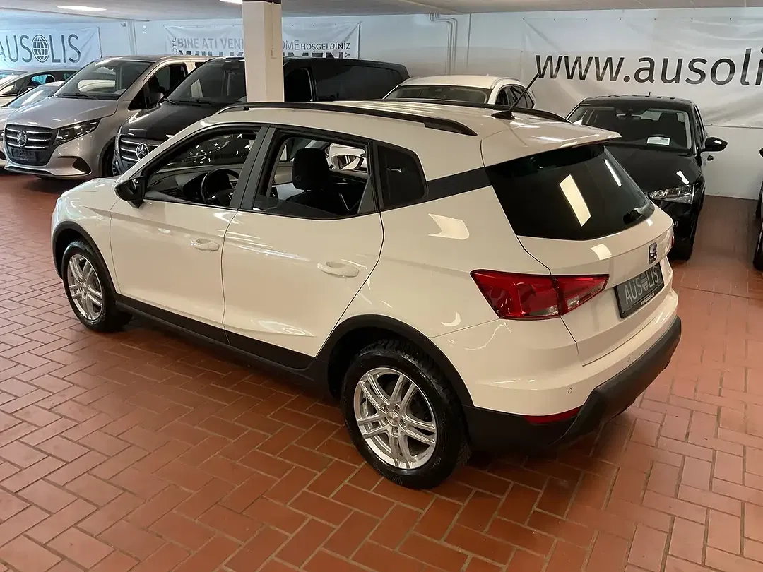 SEAT Arona TDI Style - Thumbnail 9