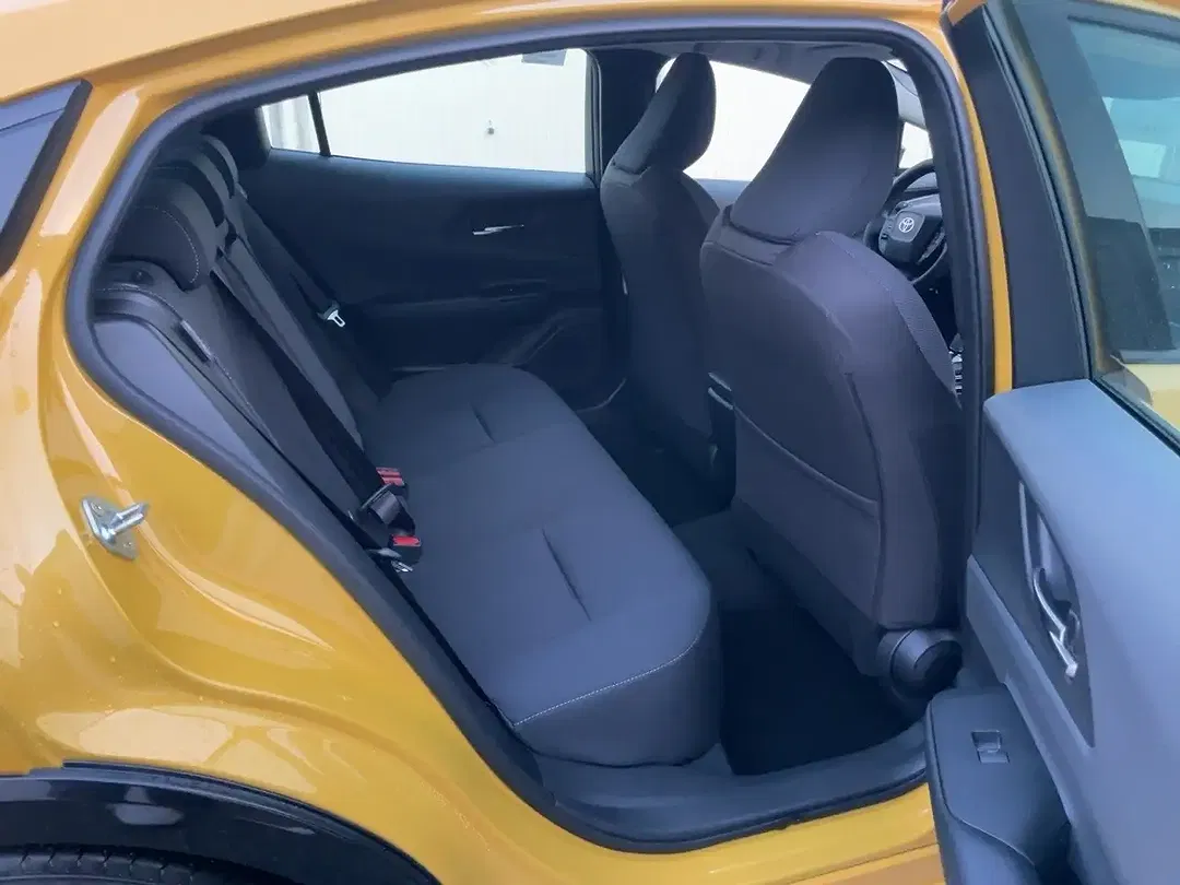 Toyota Prius Executive - Thumbnail 11