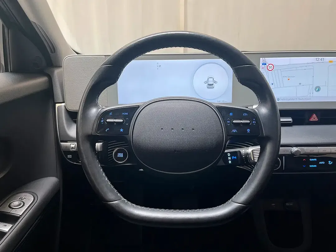 Hyundai IONIQ 5 - Thumbnail 10