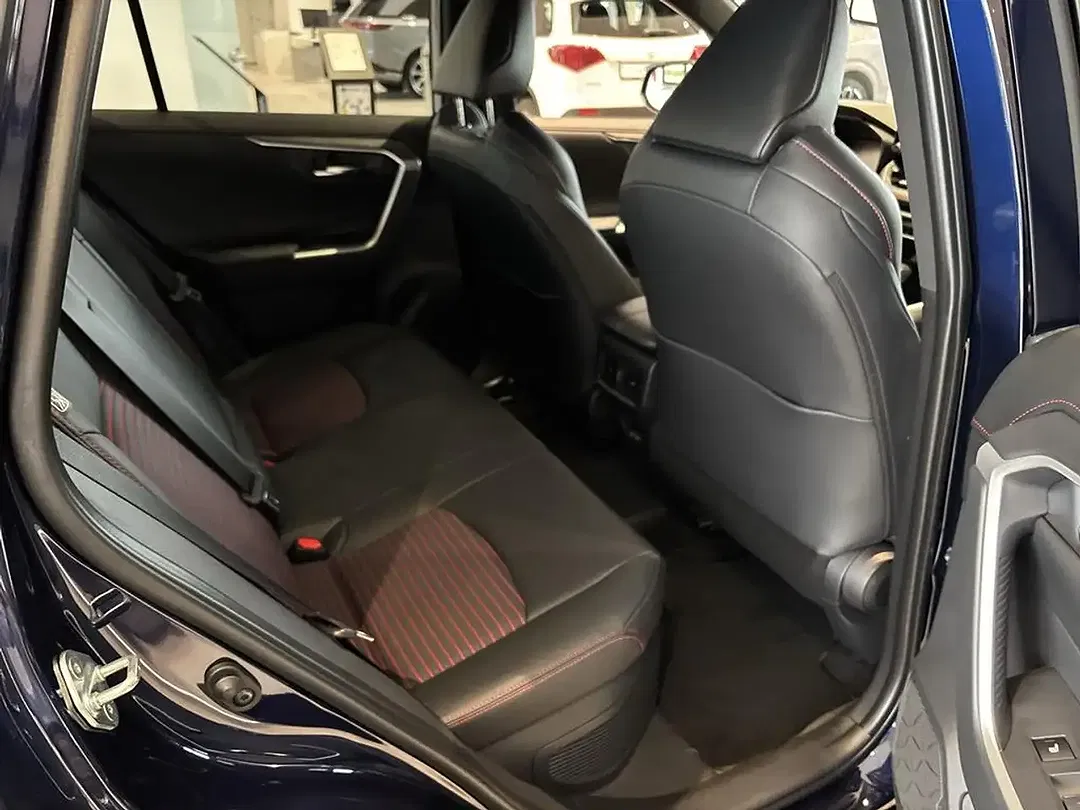 Suzuki Across Hybrid Comfort+ - foto 13