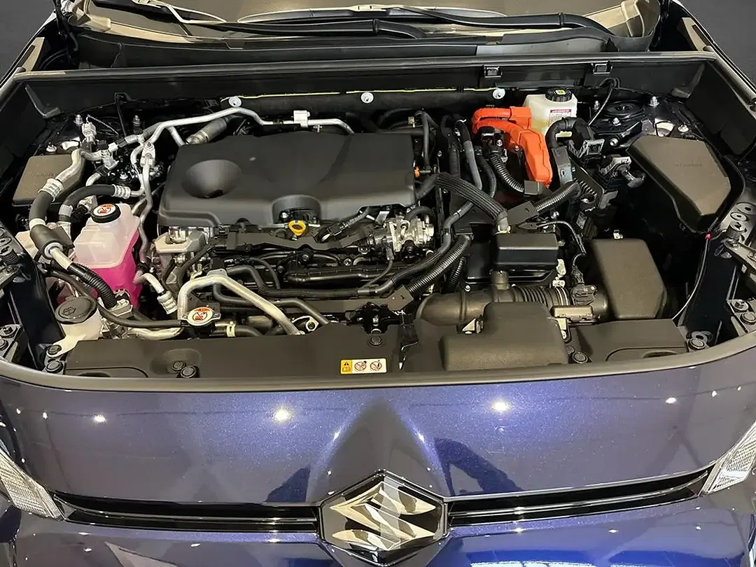 Suzuki Across Hybrid Comfort+ - Thumbnail 5