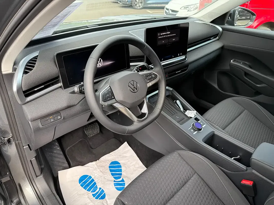 Volkswagen T-Roc 1.5 eTSI Life - Thumbnail 10
