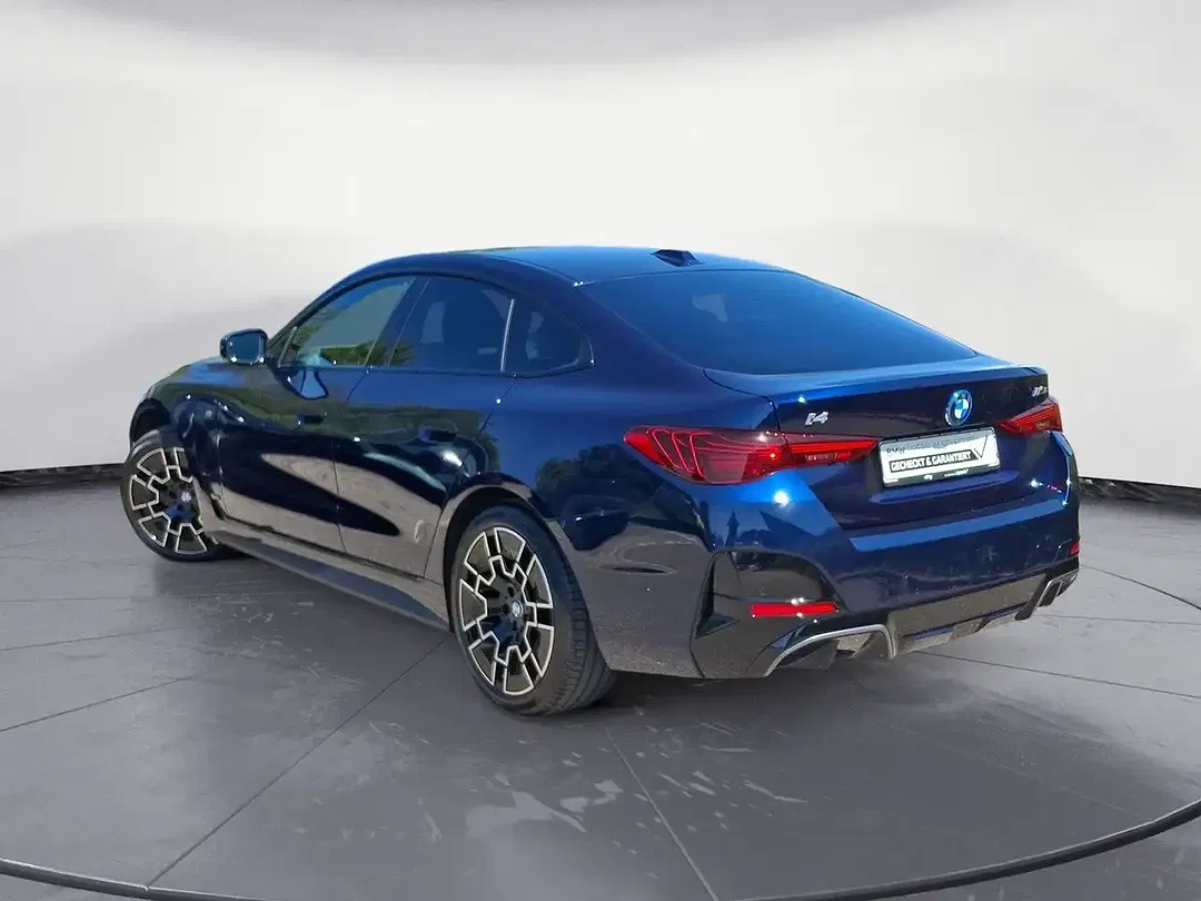 BMW i4 xDrive M60 - Thumbnail 4