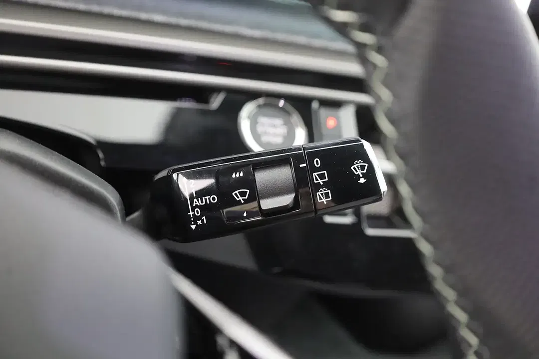 Peugeot 5008 AUT Hybrid GT - Thumbnail 18
