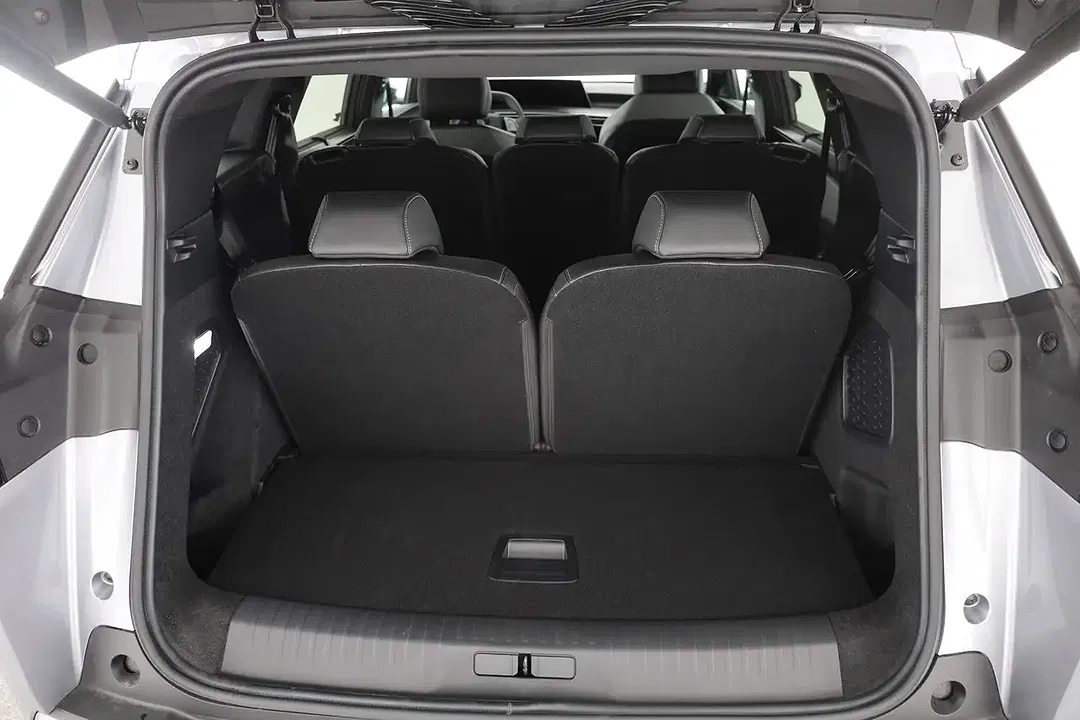 Peugeot 5008 AUT Hybrid GT - Thumbnail 23