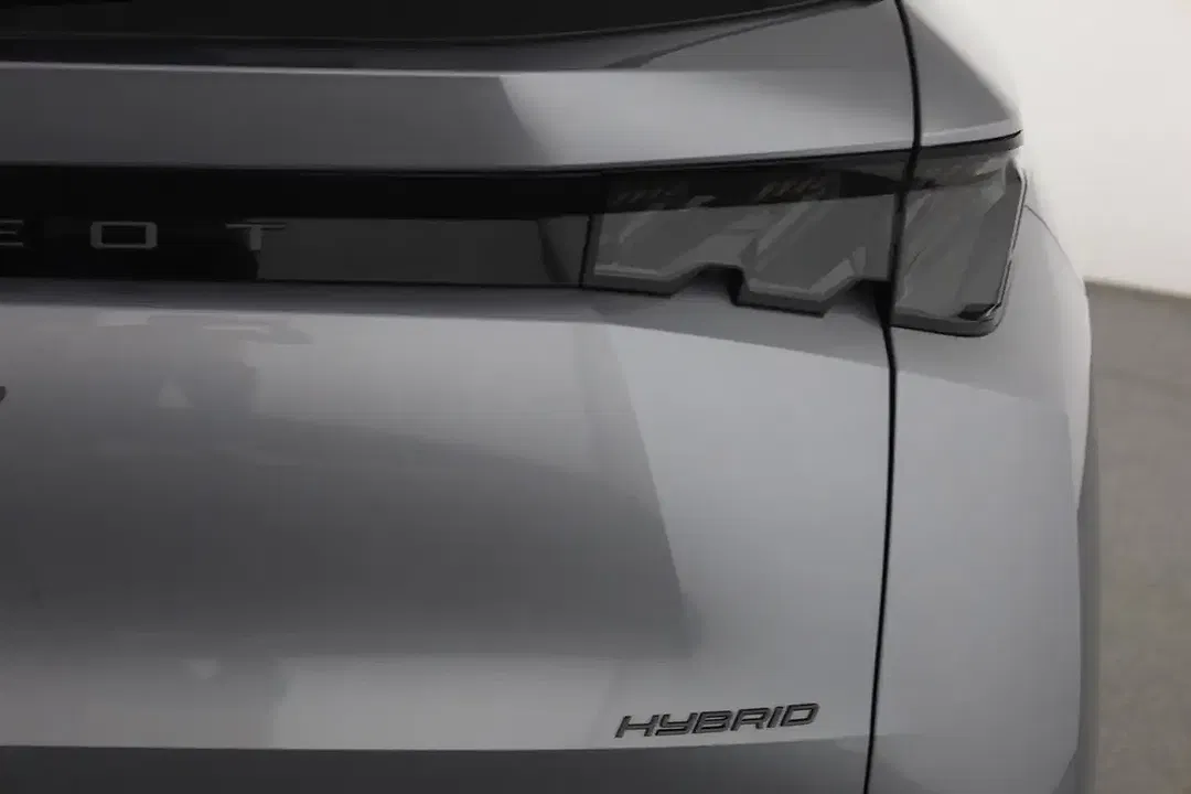 Peugeot 5008 AUT Hybrid GT - Thumbnail 28
