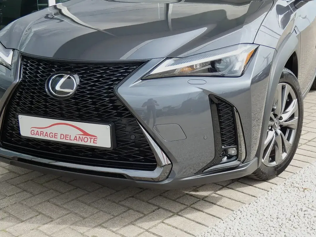 Lexus UX 300h Hybrid F SPORT Design Entry - Thumbnail 4
