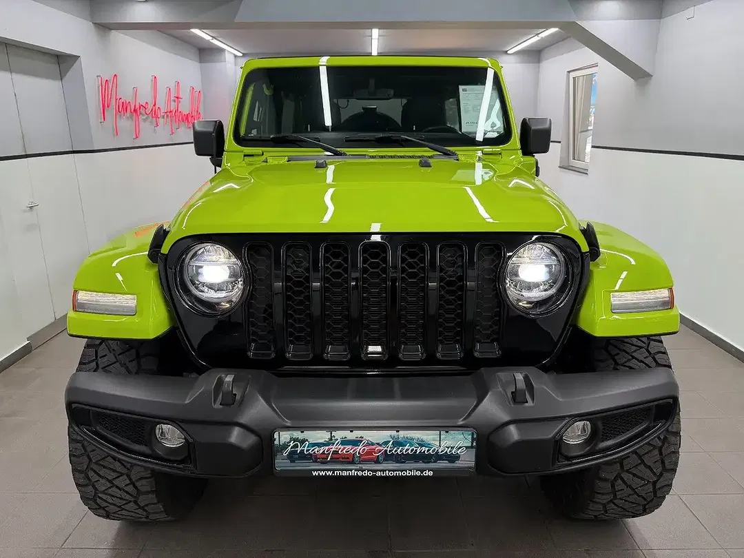 Jeep Wrangler 2.0 4x4 Sahara - Thumbnail 3