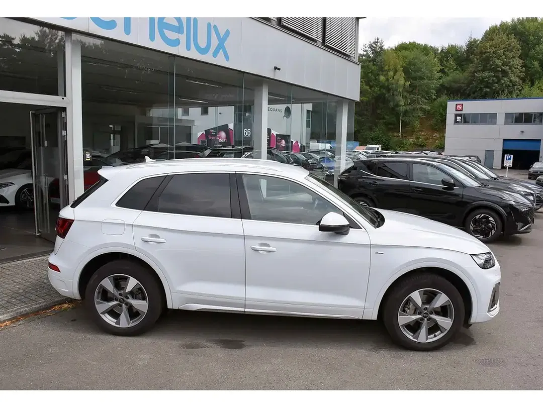 Audi Q5 40 TFSI S tronic quattro S line - Thumbnail 3