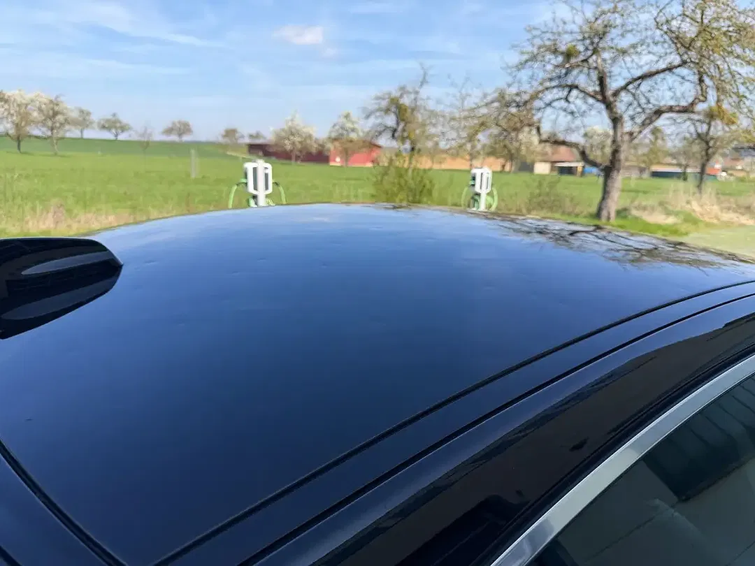 Jaguar XE S - Thumbnail 15