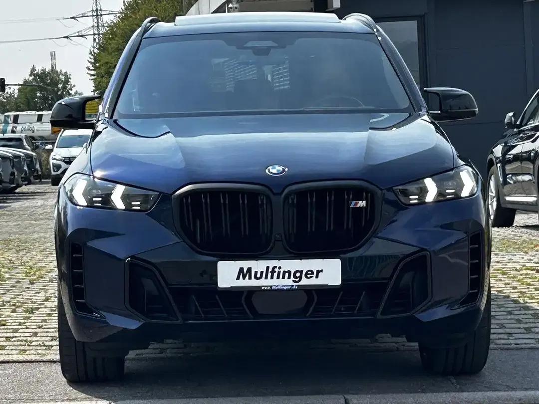 BMW X5 M Pro - Thumbnail 3