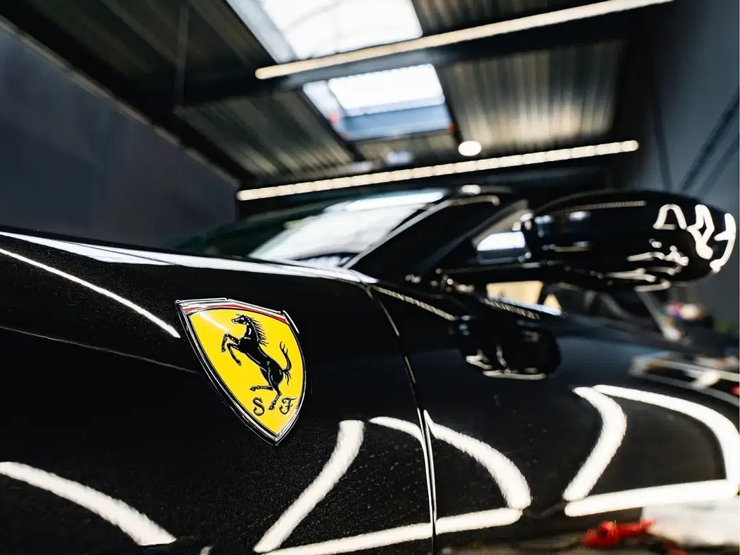 Ferrari Roma 3.9 V8 Spider - Thumbnail 4