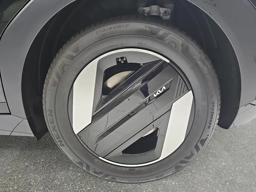 Kia EV4 81.4 kWh Earth - Thumbnail 6