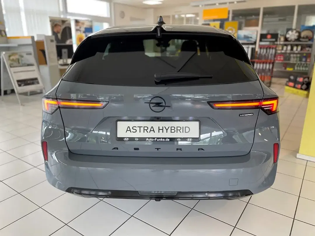 Opel Astra GS - Thumbnail 5