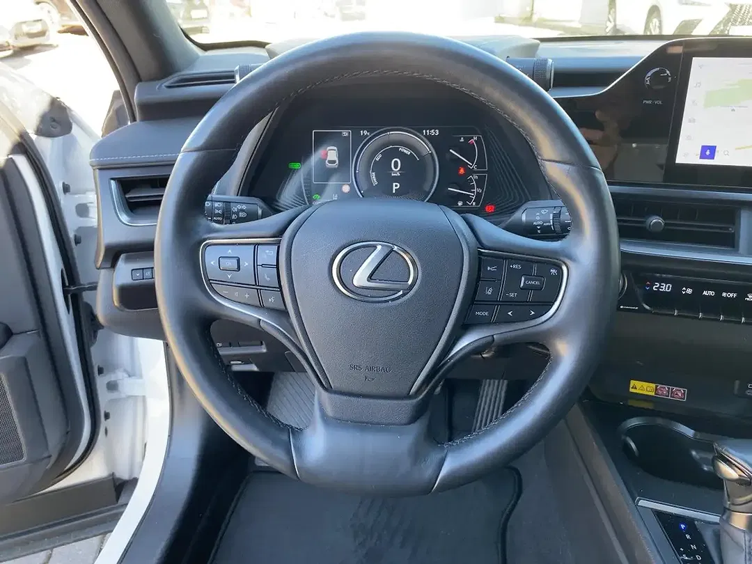 Lexus UX 250h Style Edition - Thumbnail 6