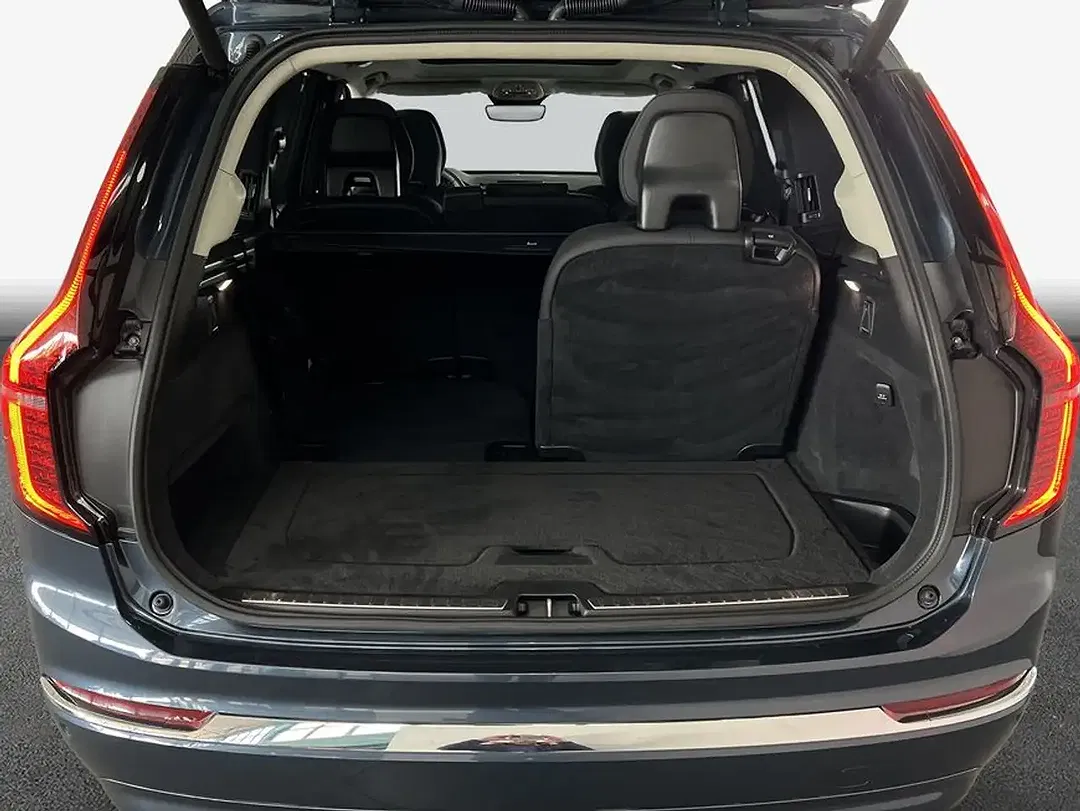 Volvo XC90 T8 AWD Ultra Bright - Thumbnail 7