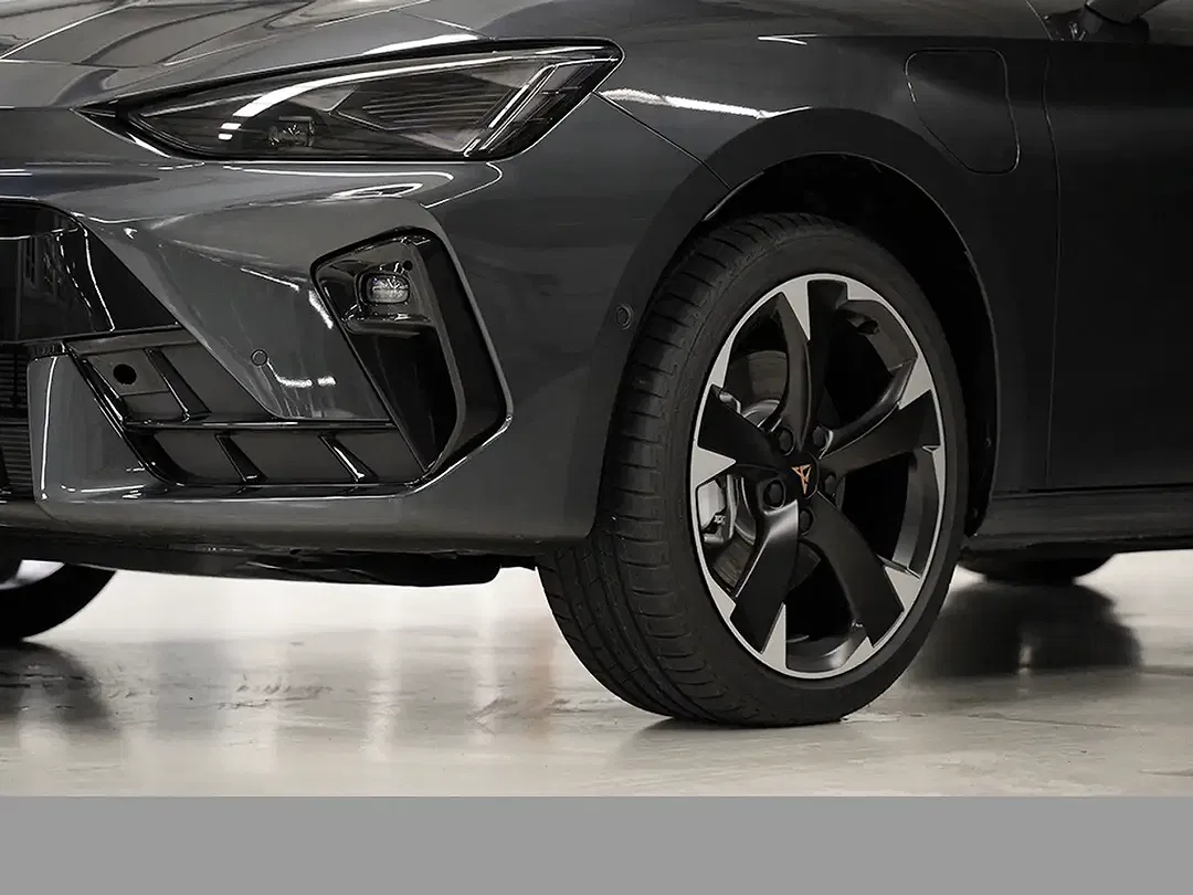 CUPRA Leon PHEV - Thumbnail 5