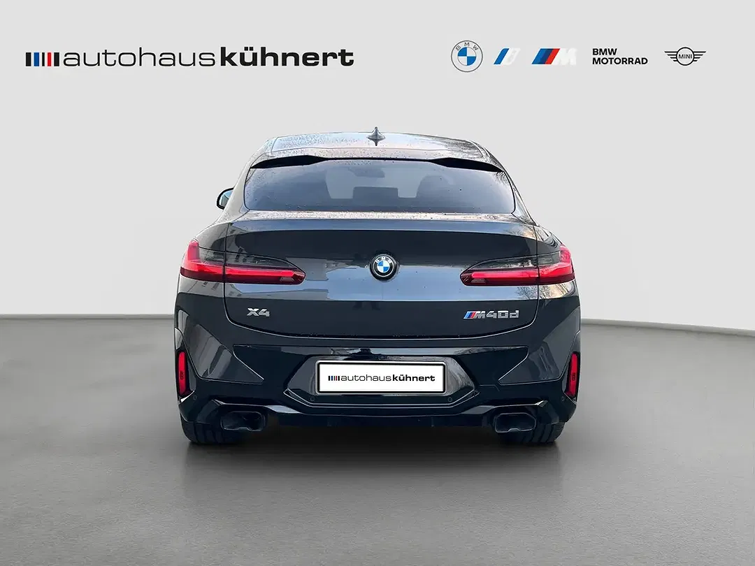 BMW X4 M - Thumbnail 3