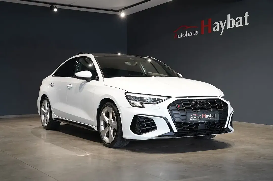 Audi S3 quattro - foto 1