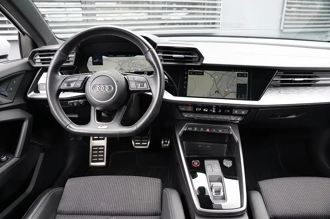 Audi S3 quattro - Thumbnail 10