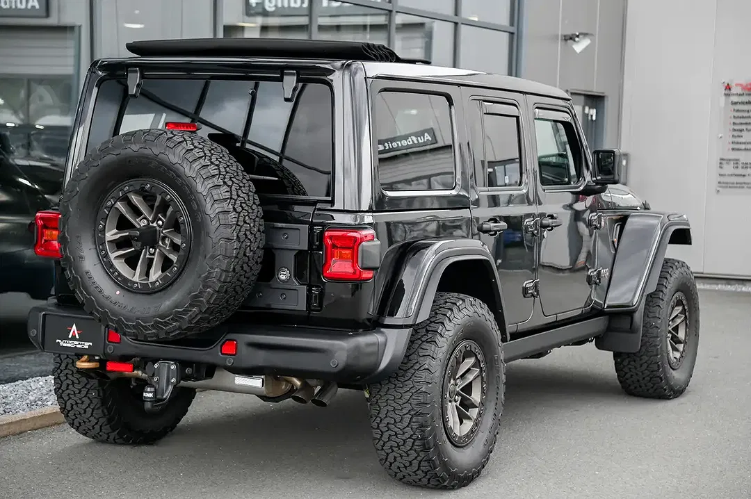 Jeep Wrangler 6.4 HEMI Rubicon 392 Edition - Thumbnail 4