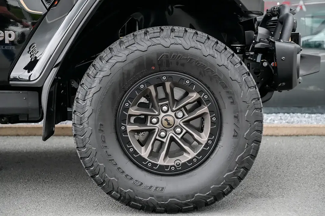 Jeep Wrangler 6.4 HEMI Rubicon 392 Edition - Thumbnail 44