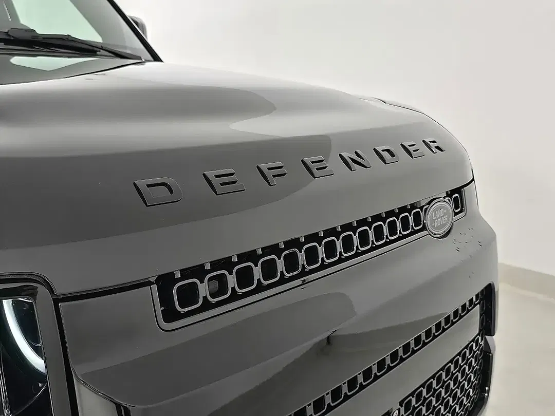 Land Rover Defender P635 AUT 4x4 OCTA 110 - Thumbnail 11