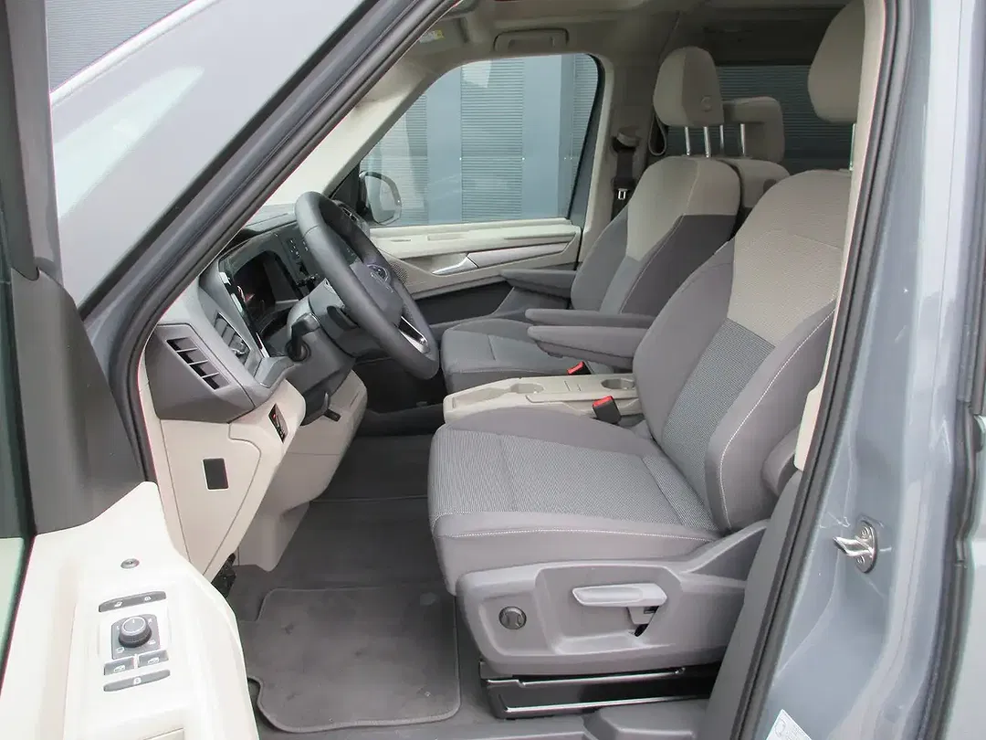 Volkswagen T7 Multivan eHybrid 4Motion Edition - Thumbnail 8