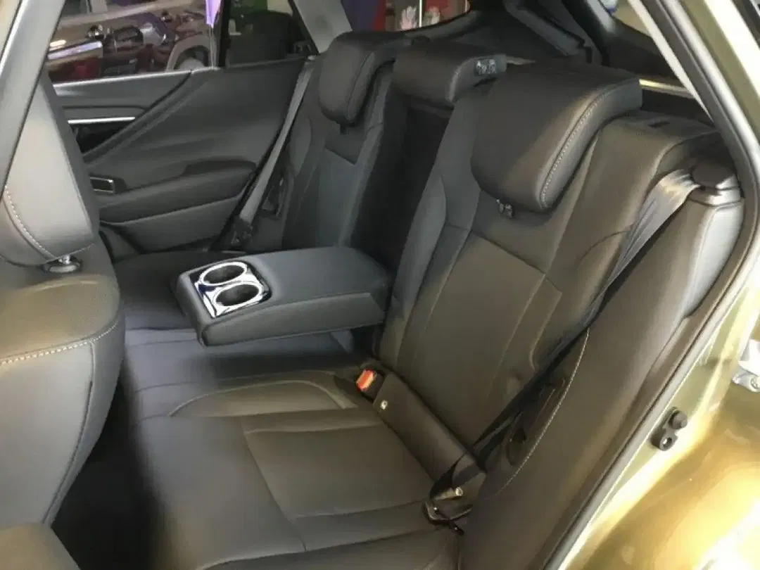 Subaru OUTBACK Platinum - Thumbnail 9