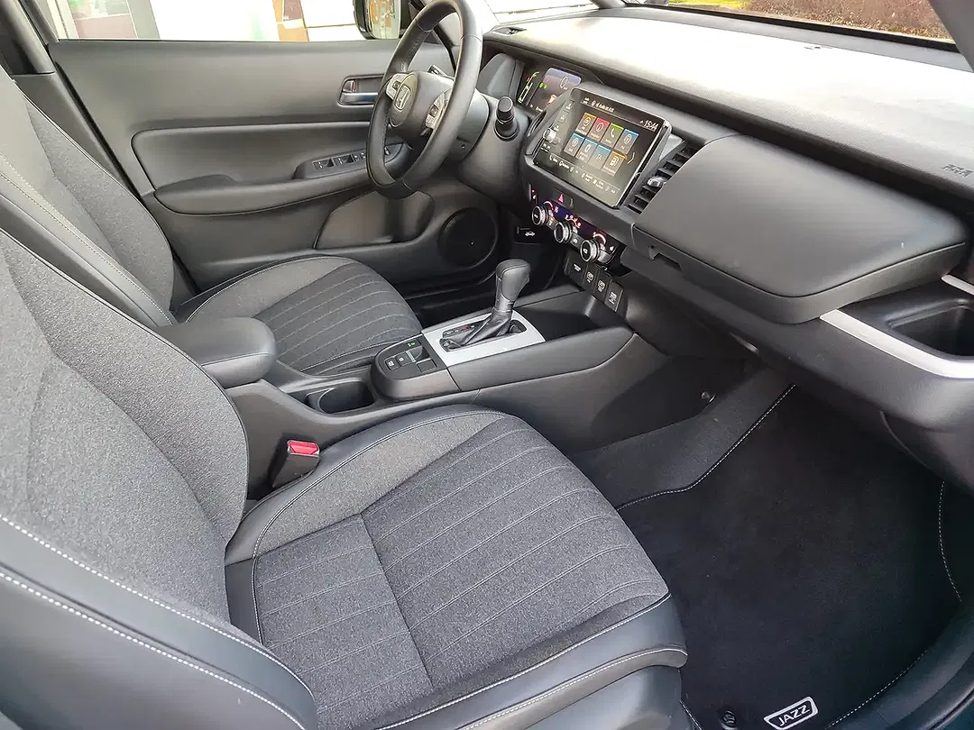 Honda Jazz 1.5 e:HEV i-MMD Hybrid Advance - Thumbnail 14