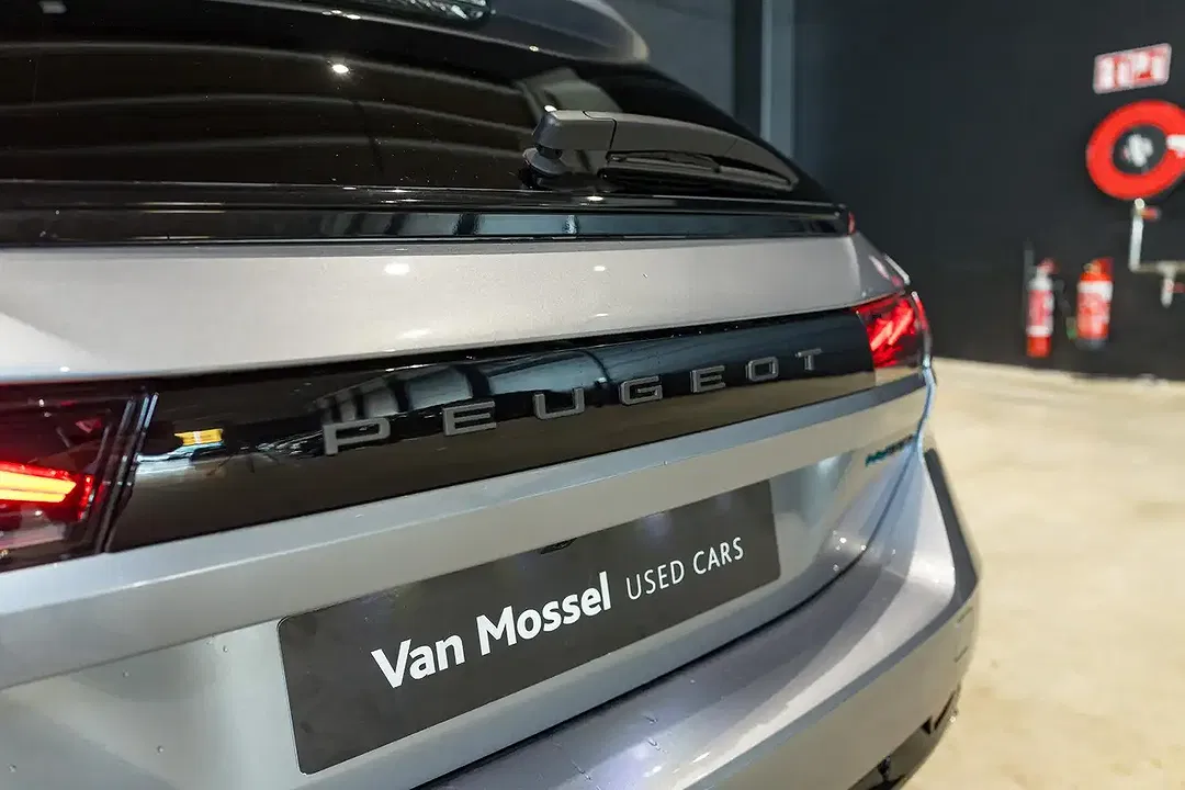 Peugeot 508 225 e-EAT8 Hybrid Allure SW - Thumbnail 6
