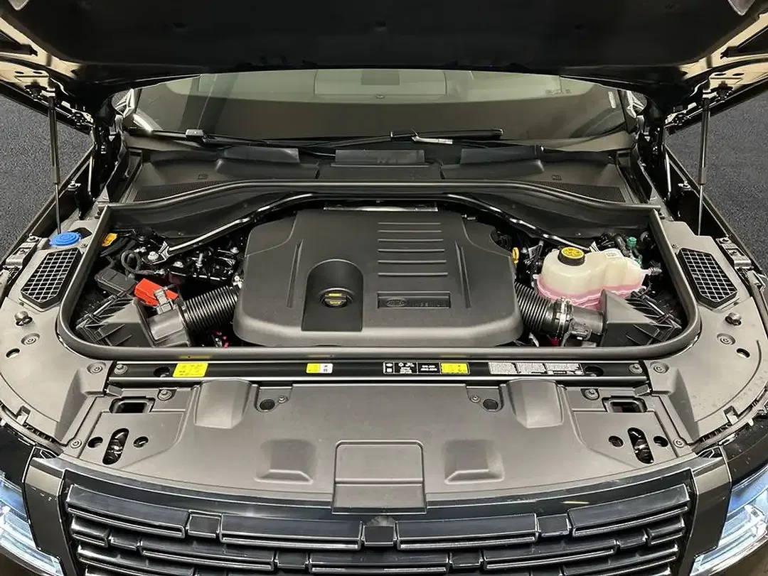Land Rover Range Rover Hybrid LWB HSE - Thumbnail 11