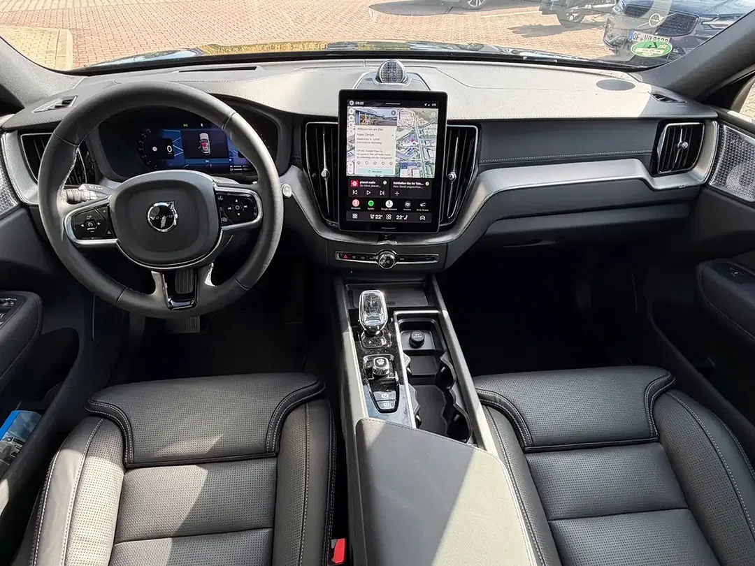 Volvo XC60 T8 PHEV AWD Ultra - Thumbnail 10