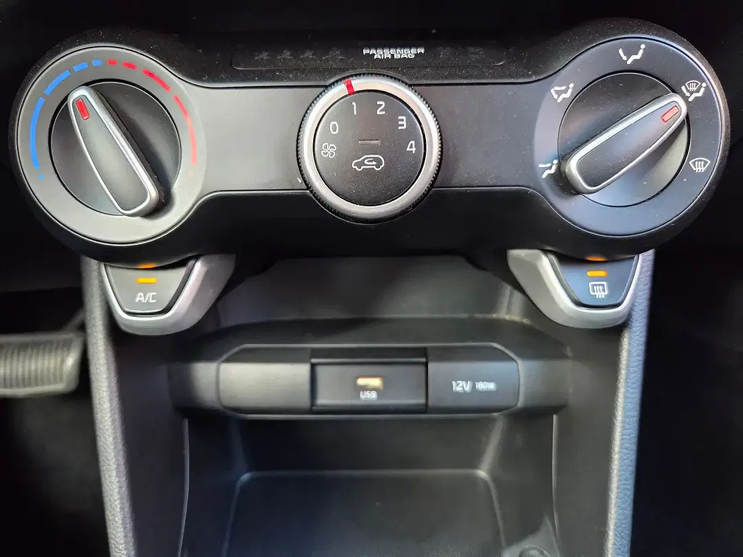 Kia Picanto AMT Dream Team - Thumbnail 28