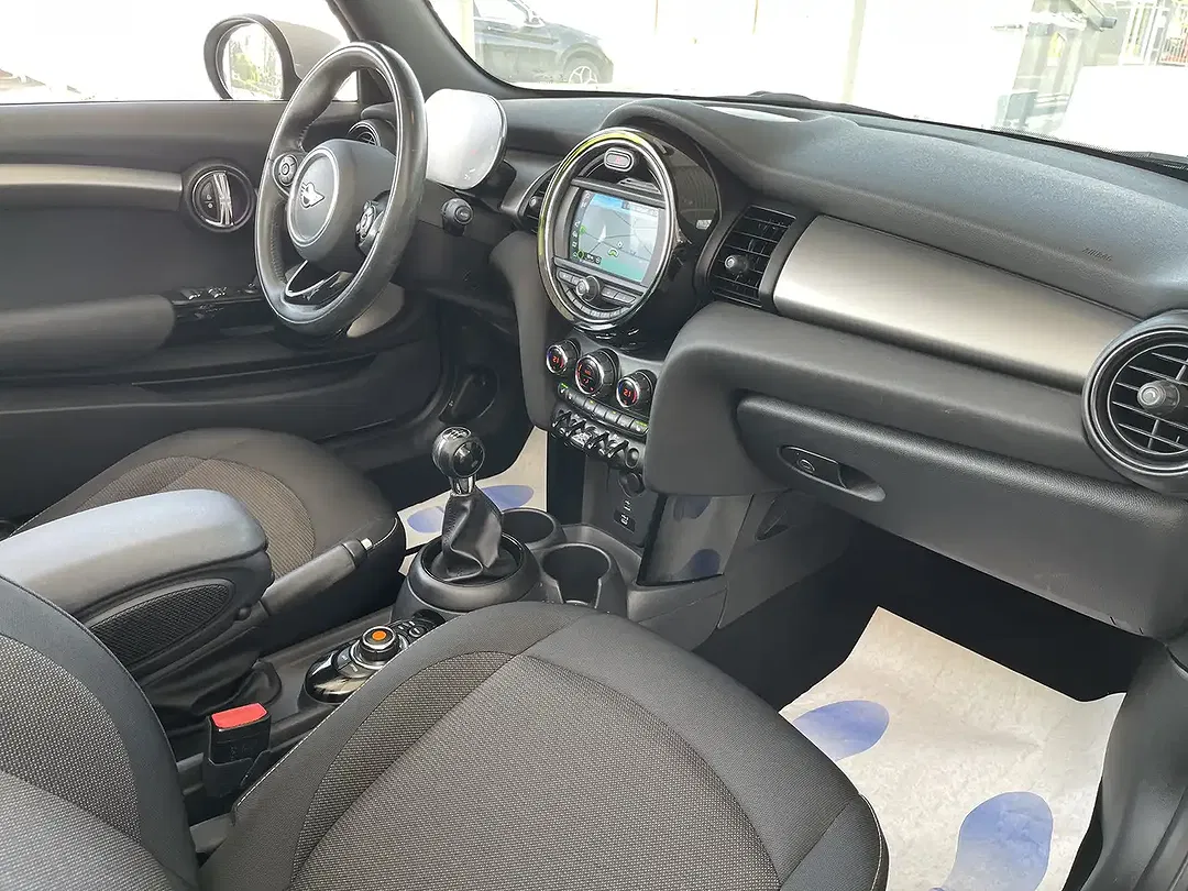 MINI One Cabrio 1.5 - Thumbnail 9