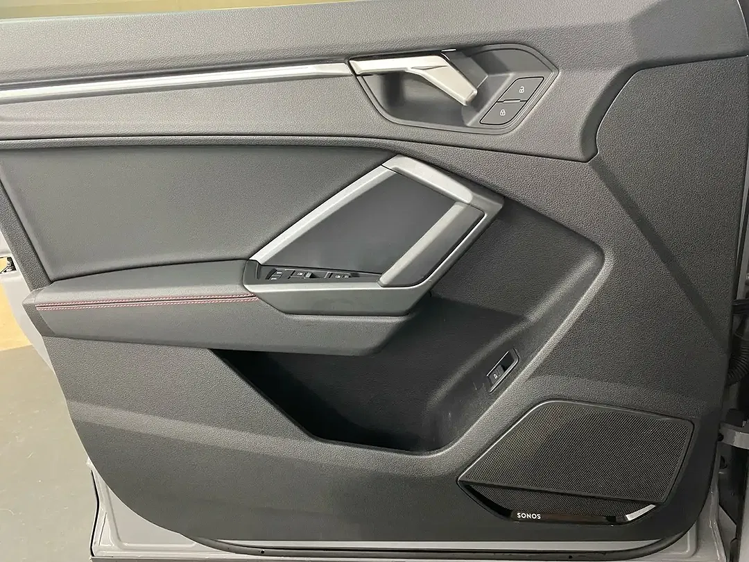 Audi Q3 35 TDI quattro S line - Thumbnail 11