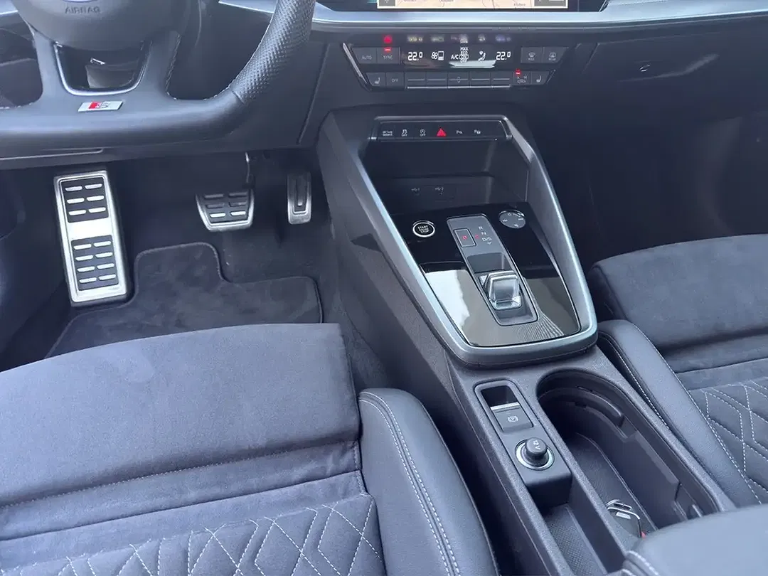 Audi A3 35 TFSI S tronic Matrix LED Sportback S line - Thumbnail 13