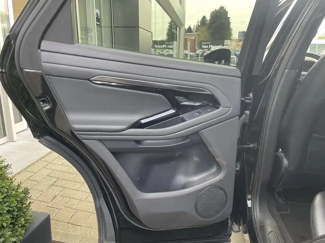 Land Rover Range Rover Evoque R-Dynamic - Thumbnail 12