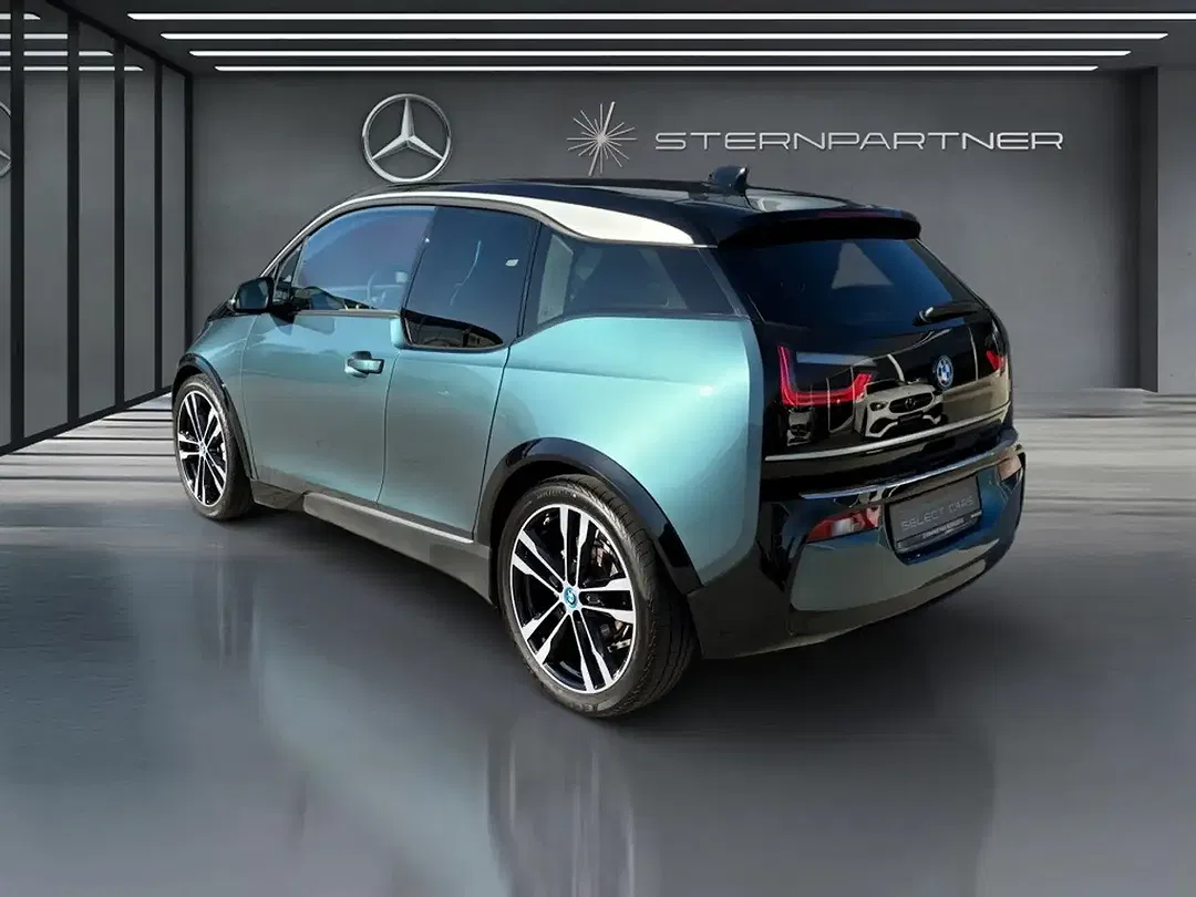 BMW i3 - Thumbnail 6