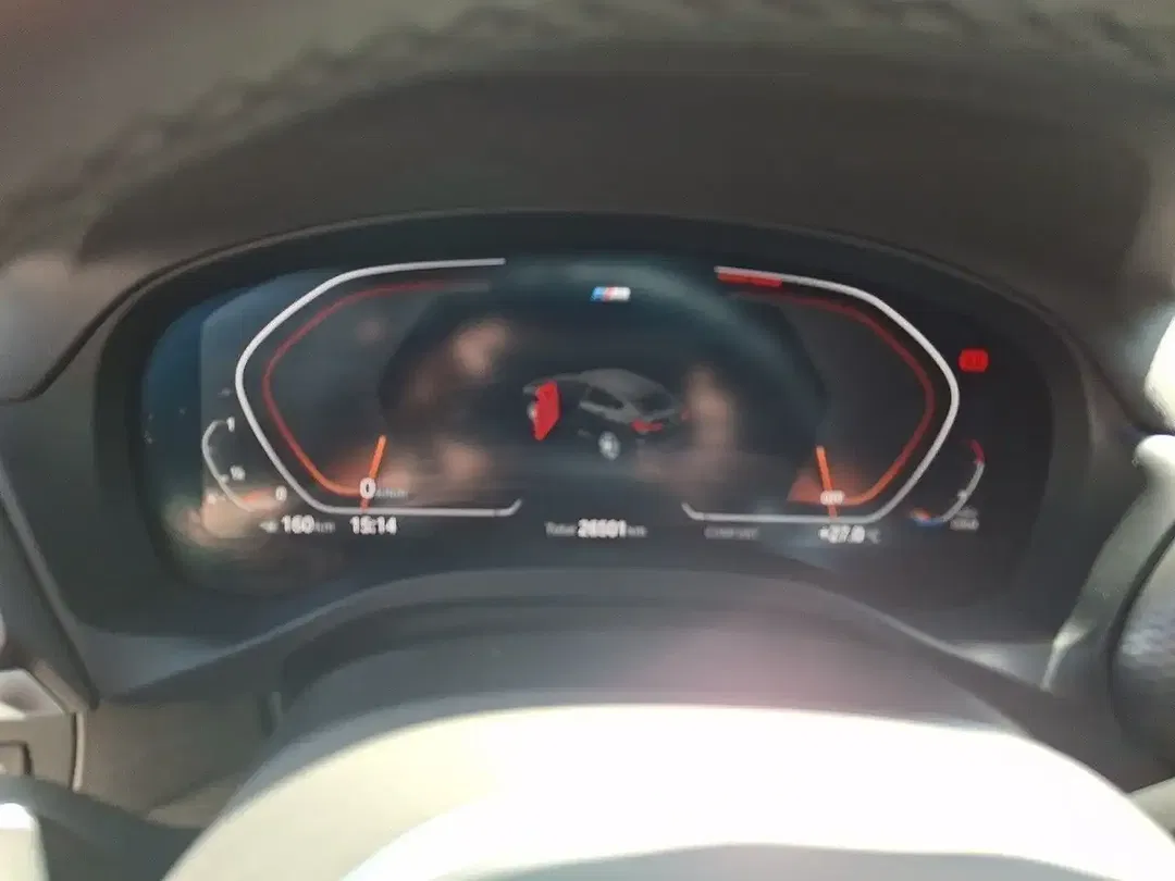 BMW X4 xDrive M - Thumbnail 9