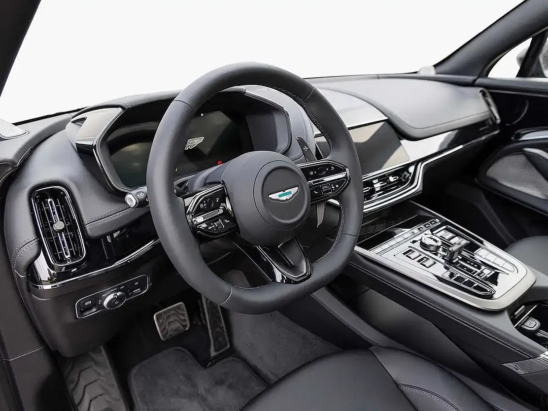 Aston Martin DBX 707 - Thumbnail 16