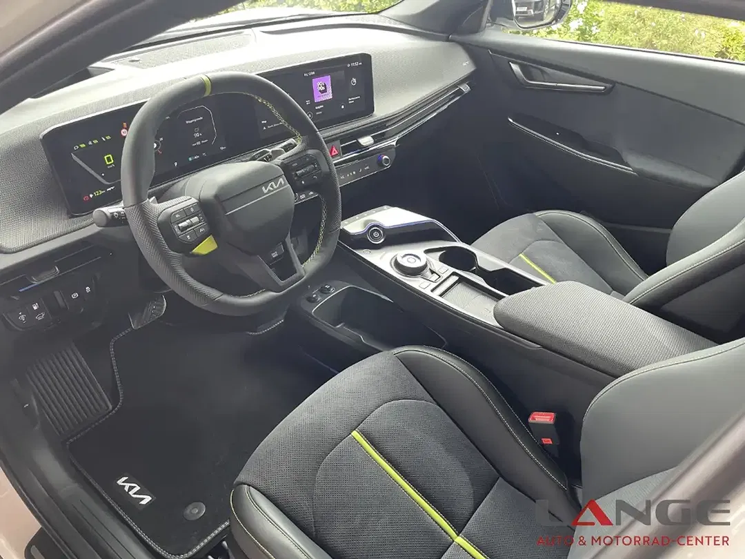 Kia EV6 4WD GT - Thumbnail 12